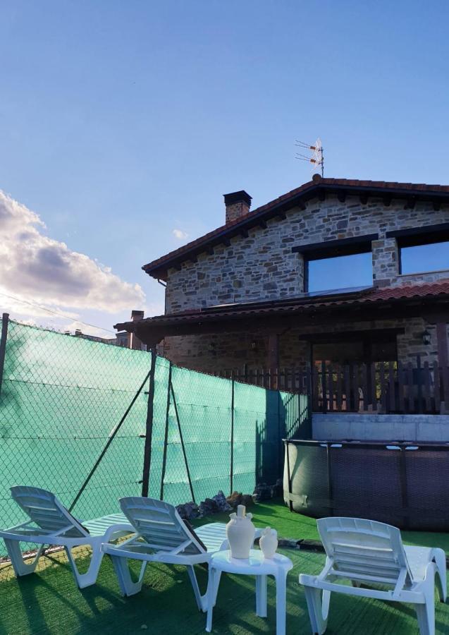 Casa Rural La Puerta Del Rio Lobos ซานเลโอนาร์โด เด ยาเกว ภายนอก รูปภาพ